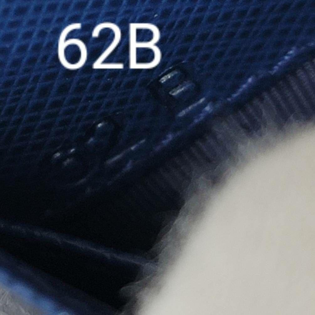 美品PRADA☆鑑定済☆サフィアーノ 1MH021 ネイビー ミニ プラダ財布