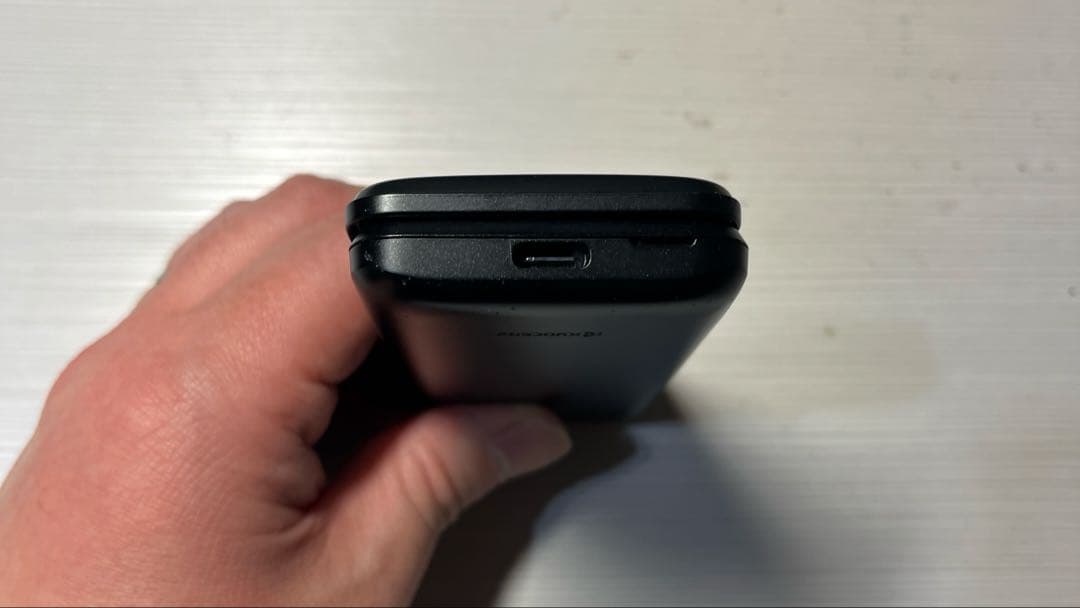 DIGNOケータイ4 202KC SIMフリー仕様