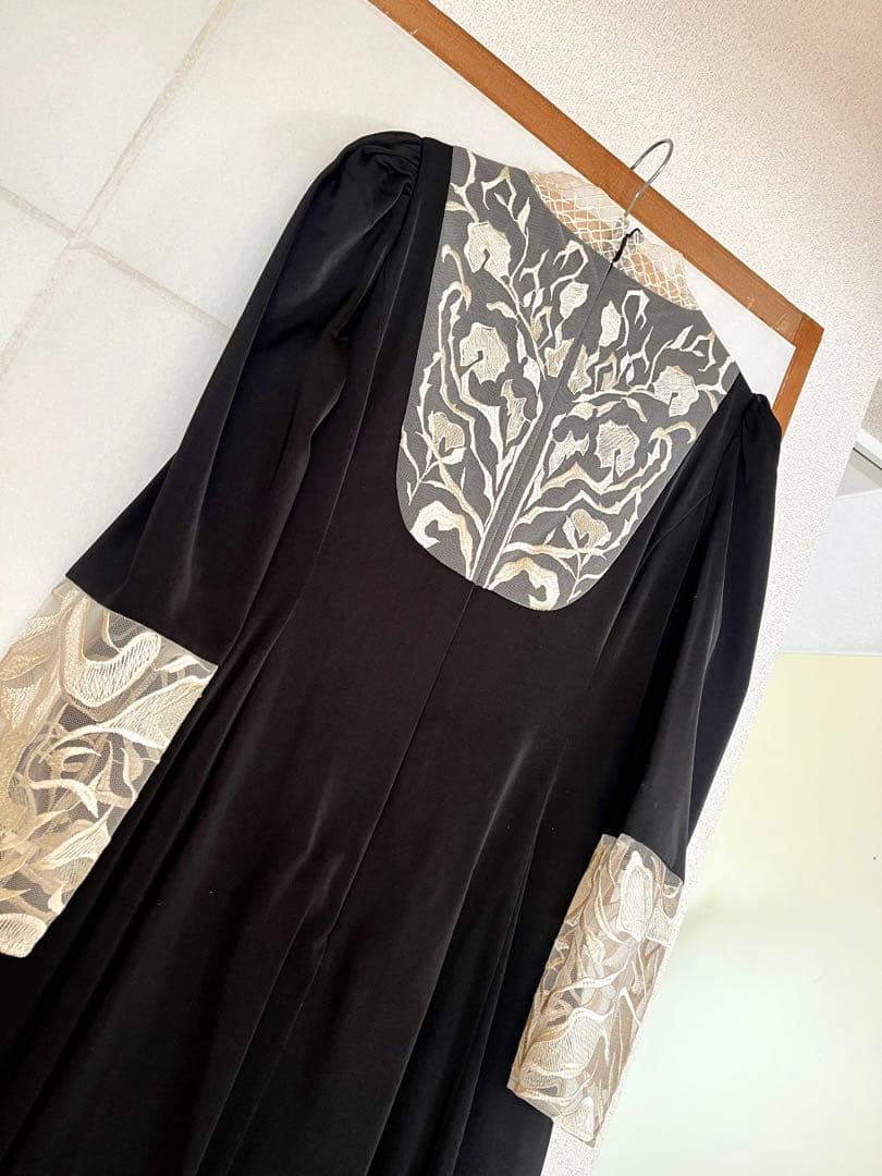 【一度のみ着用】etoll. バック刺繍 フレアドレス パーティー オケージョン