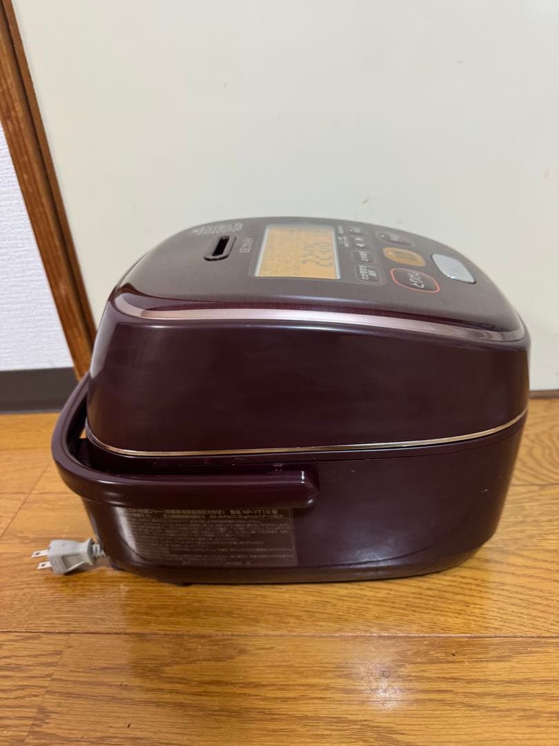 象印 NP-YT10 圧力IH炊飯器 ワインレッド　2017年製