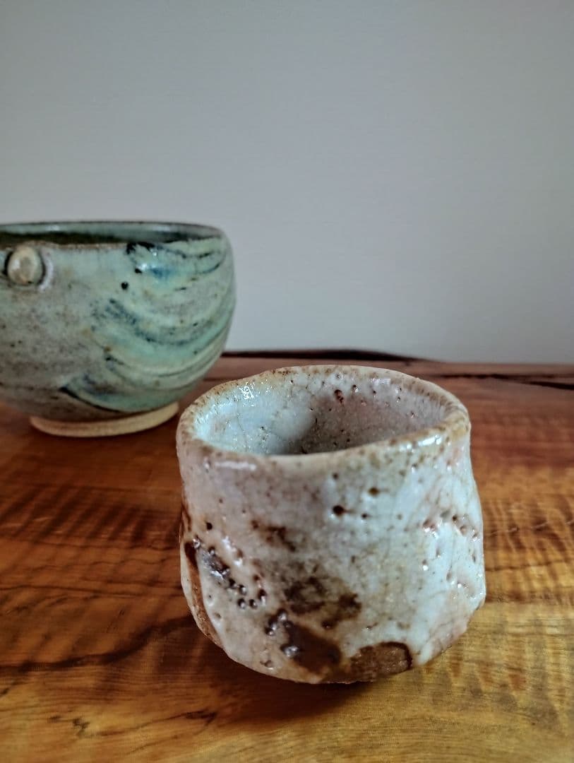 値下げしました　加藤芳比古　志野ぐい呑です。