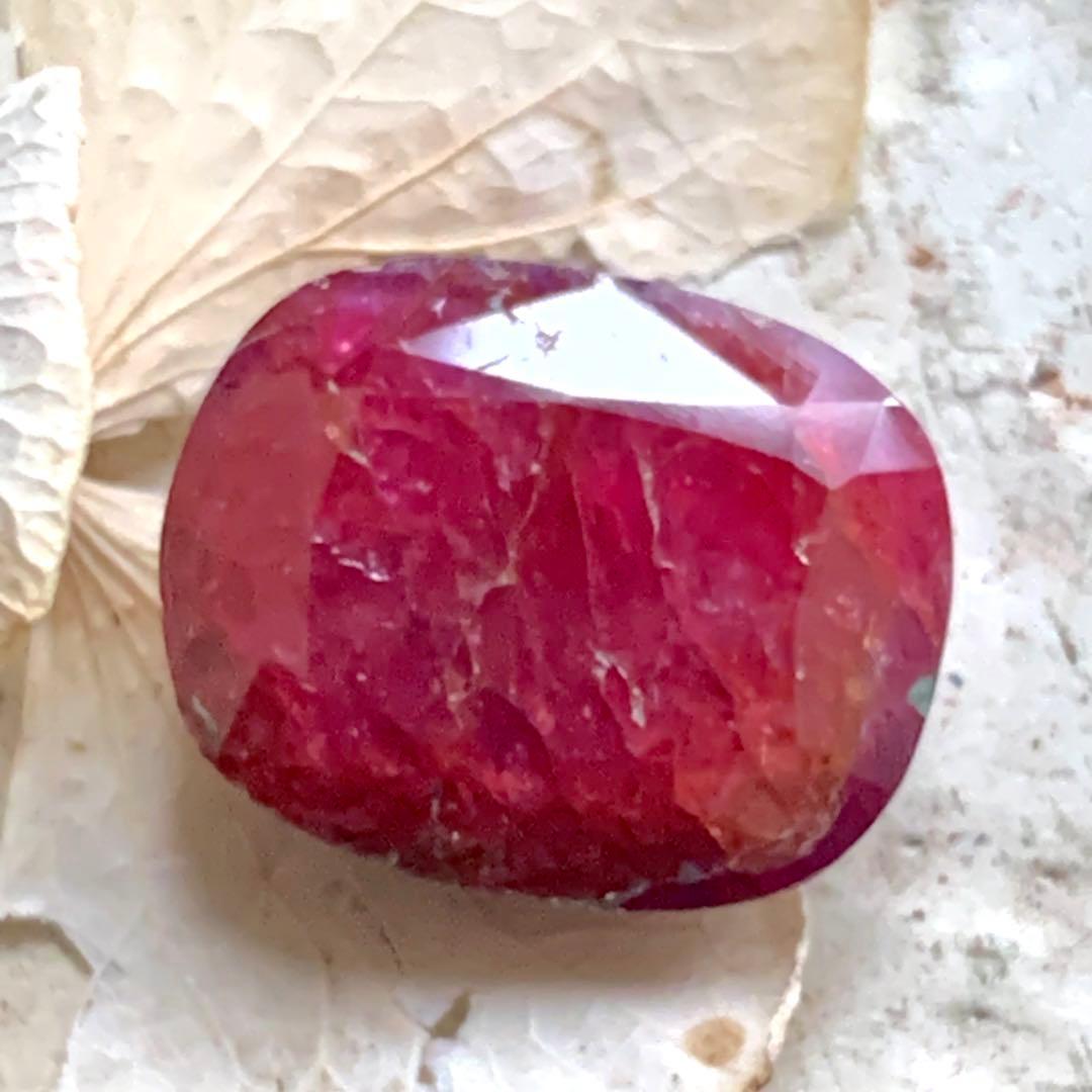 アフガン大粒ファセットルビー4/コランダム/レッド