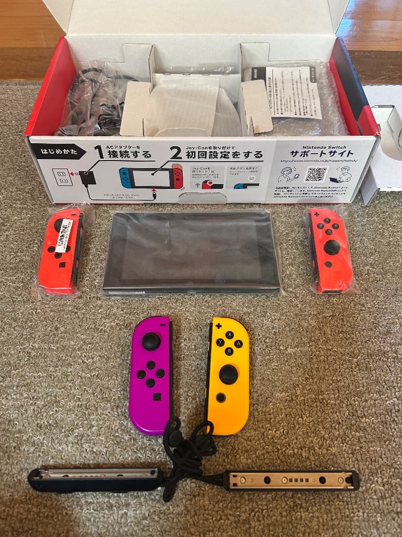 M*e様 Nintendo Switch ネオンオレンジ/ブルー　ジョイコン+1