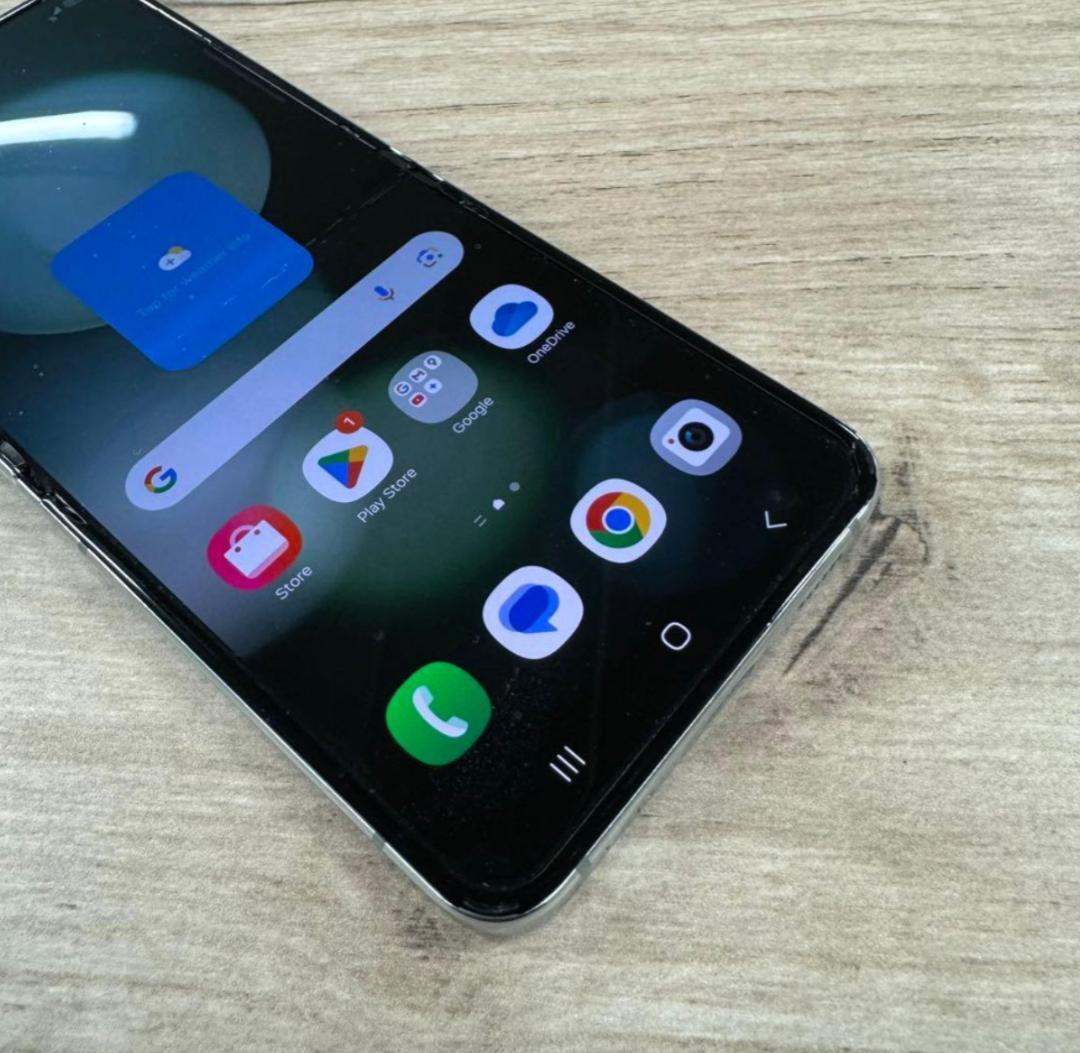 Android Galaxy Z Flip 5｜256gb｜SIMフリー