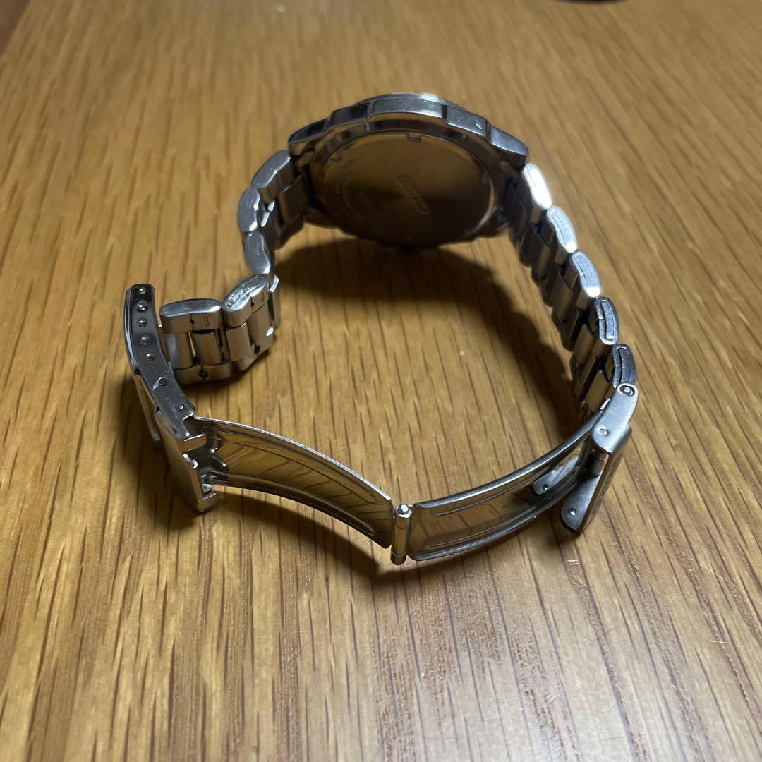 SEIKO クォーツ クロノグラフ 腕時計 レッド