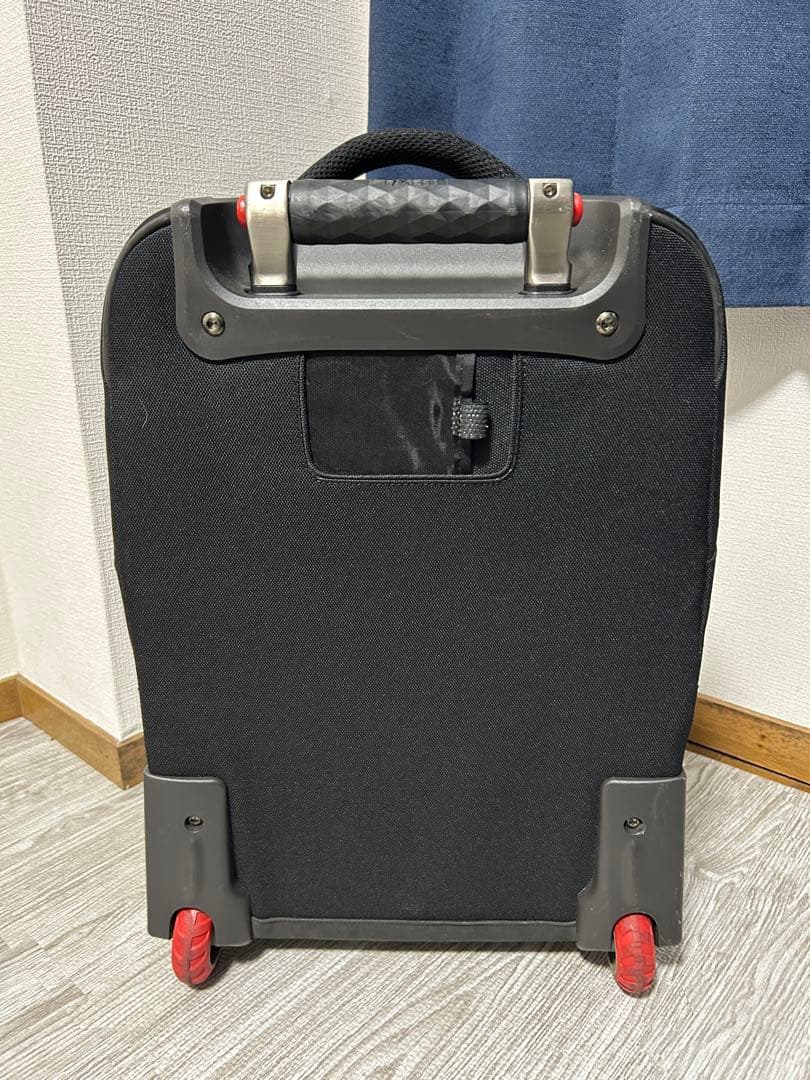 値下げしまさた【希少】THE NORTH FACE キャリーバッグ 機内持込可