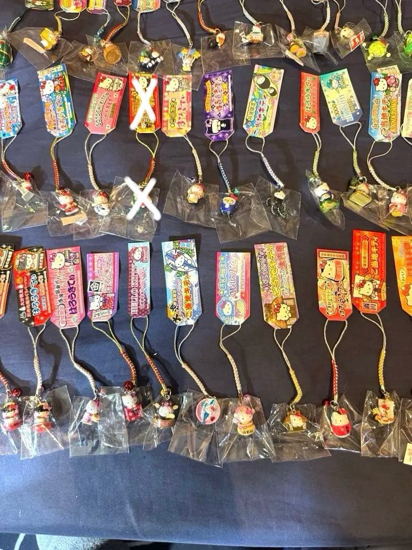 ご当地キティ 、ストラップ、全タグ付き87個レア付き、今話題、y2k