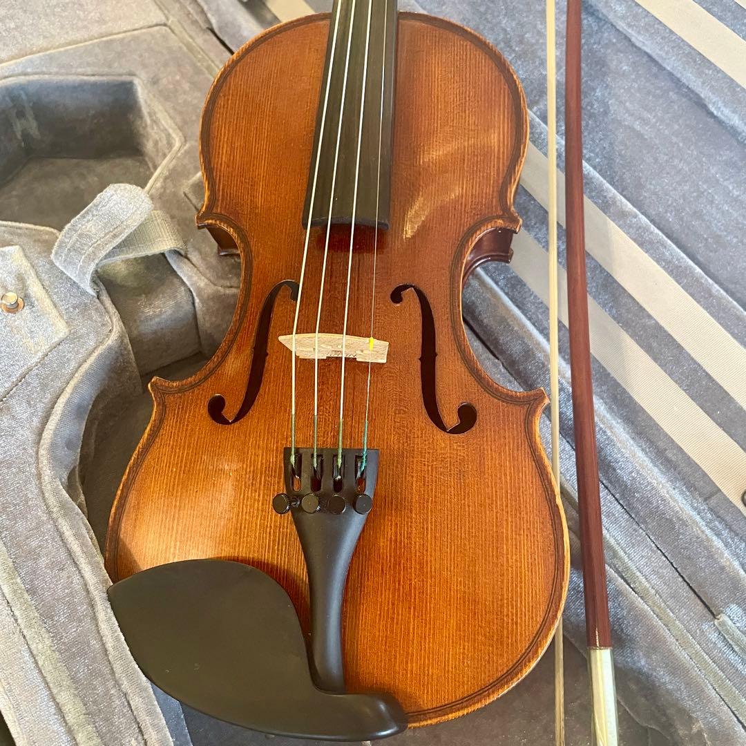 1/4 バイオリン 6点セット　本体 ケース　弓　肩あて　松ヤニ　楽譜留クリップ