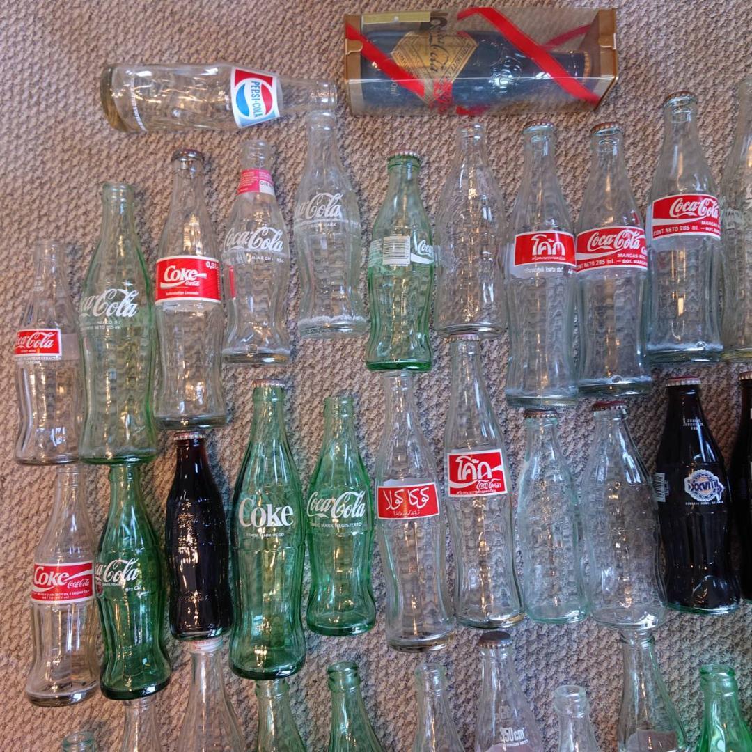 【送料無料】昭和レトロ コカコーラ瓶 46本世界各国コレクション 紙ラベルあり！