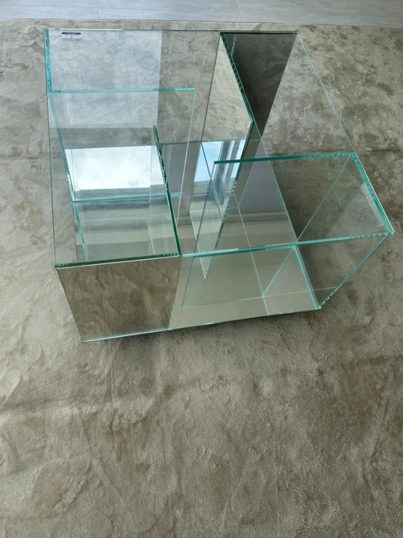 Natuzzi ナツッジ イタリア ガラステーブル サイドテーブル ラビリント