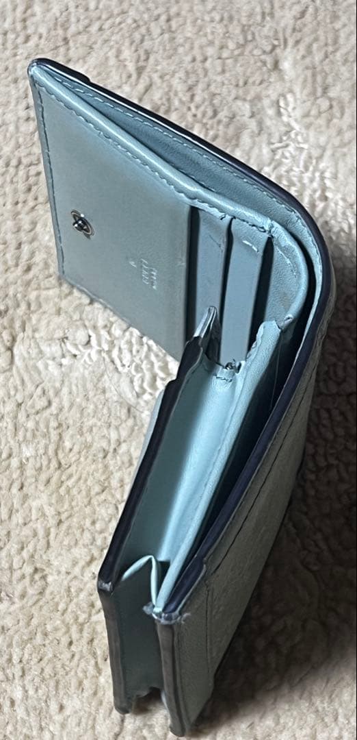 Gucci 二つ折り財布 ミントグリーン