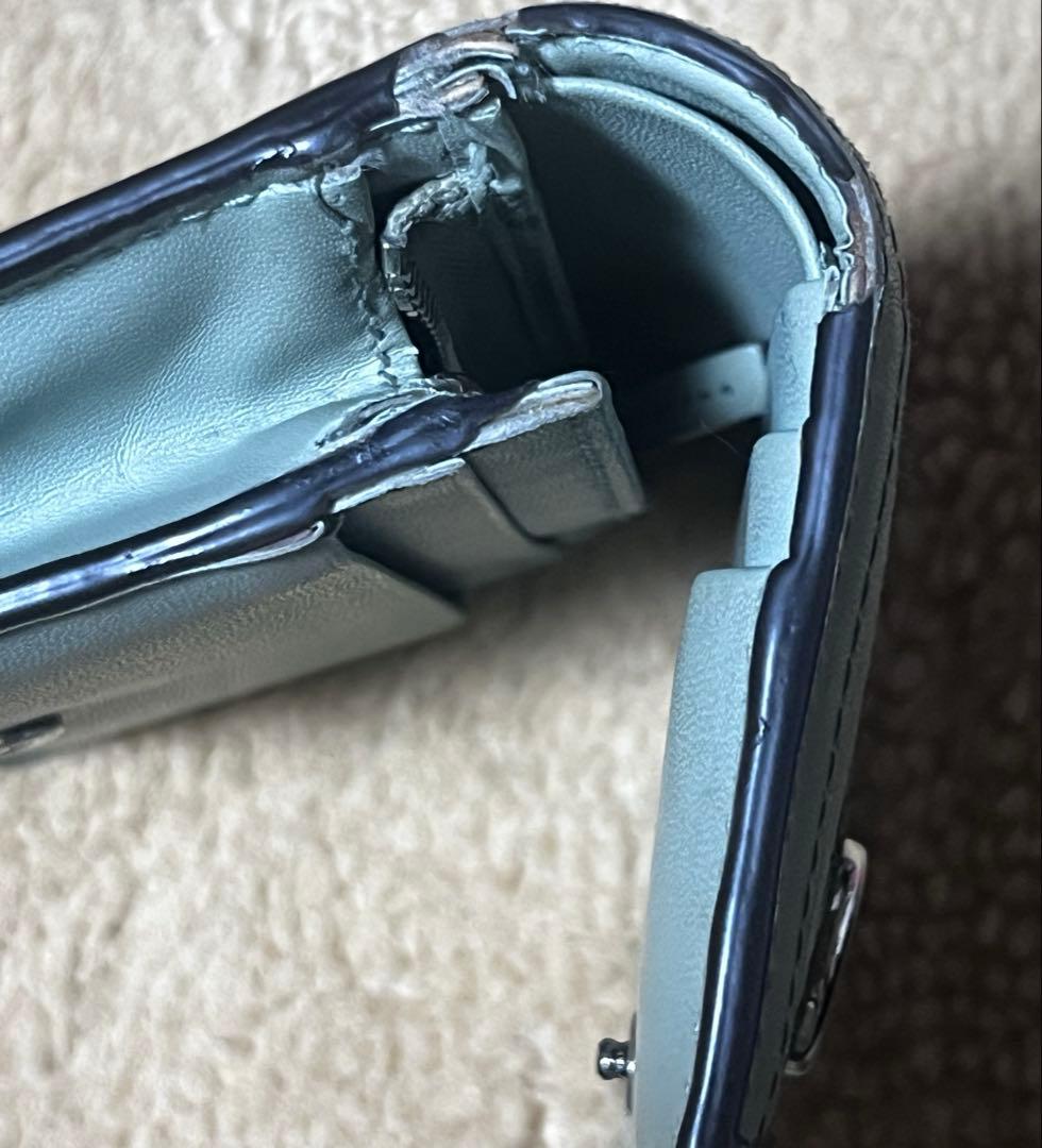 Gucci 二つ折り財布 ミントグリーン