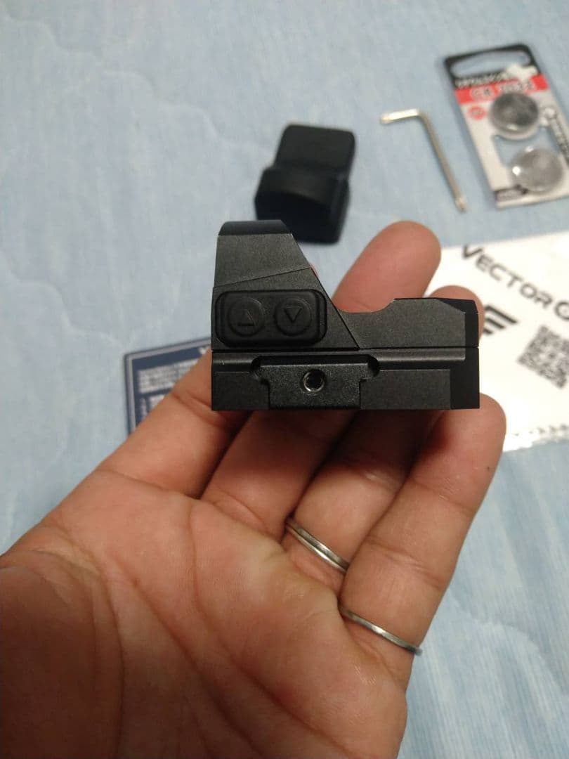 ドットサイトVectorOptics