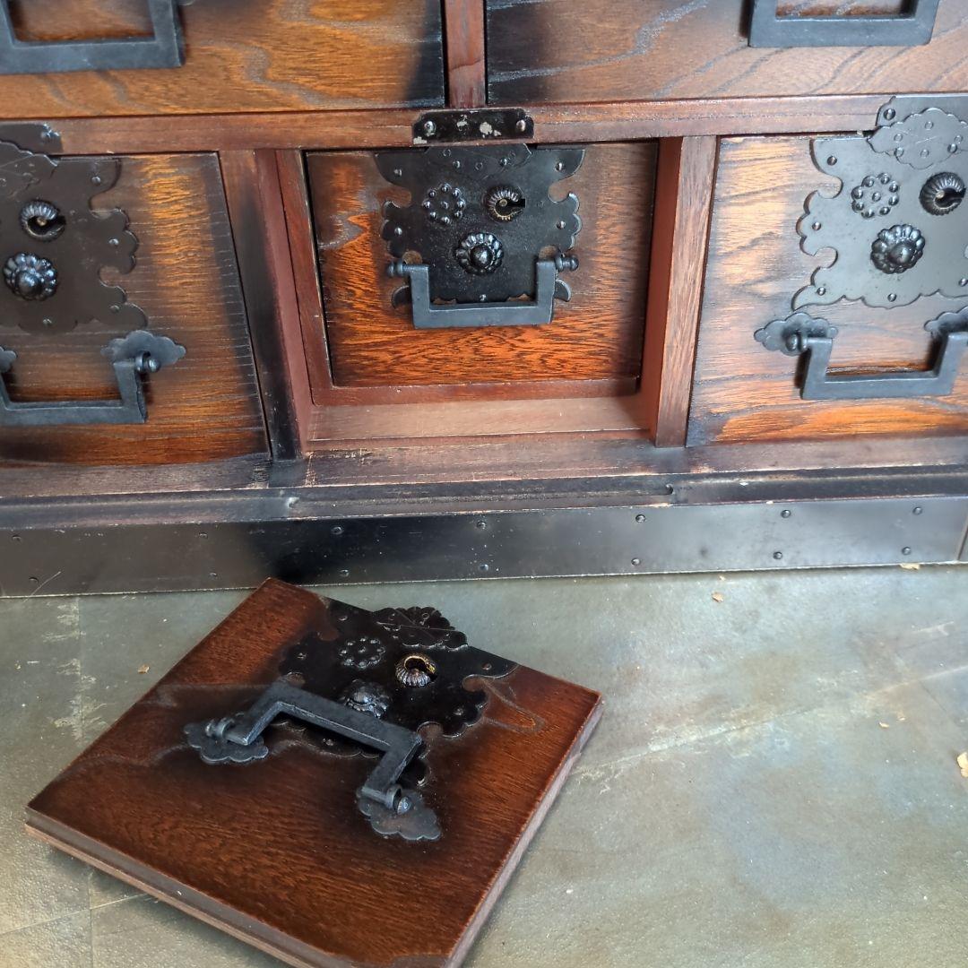 れいちゃん 箪笥 古材 古金具 引き出し 隠し箱 手提げ 飾り棚