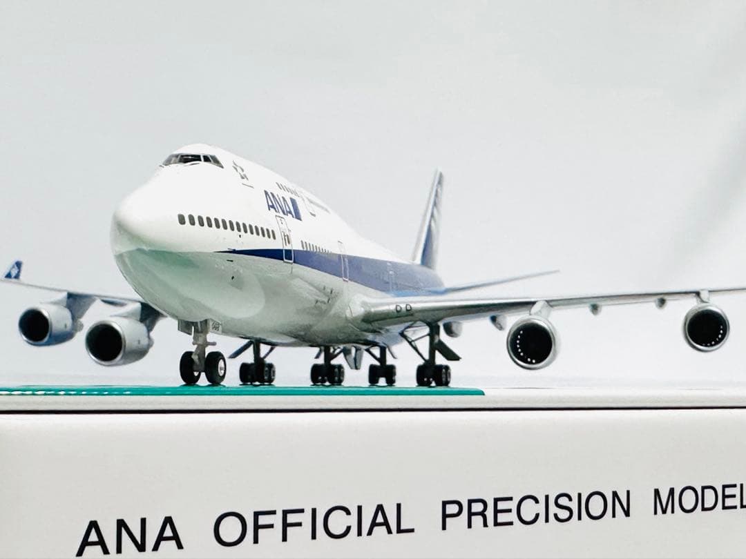 全日空商事 1/200 B747-400 ANA NH20034