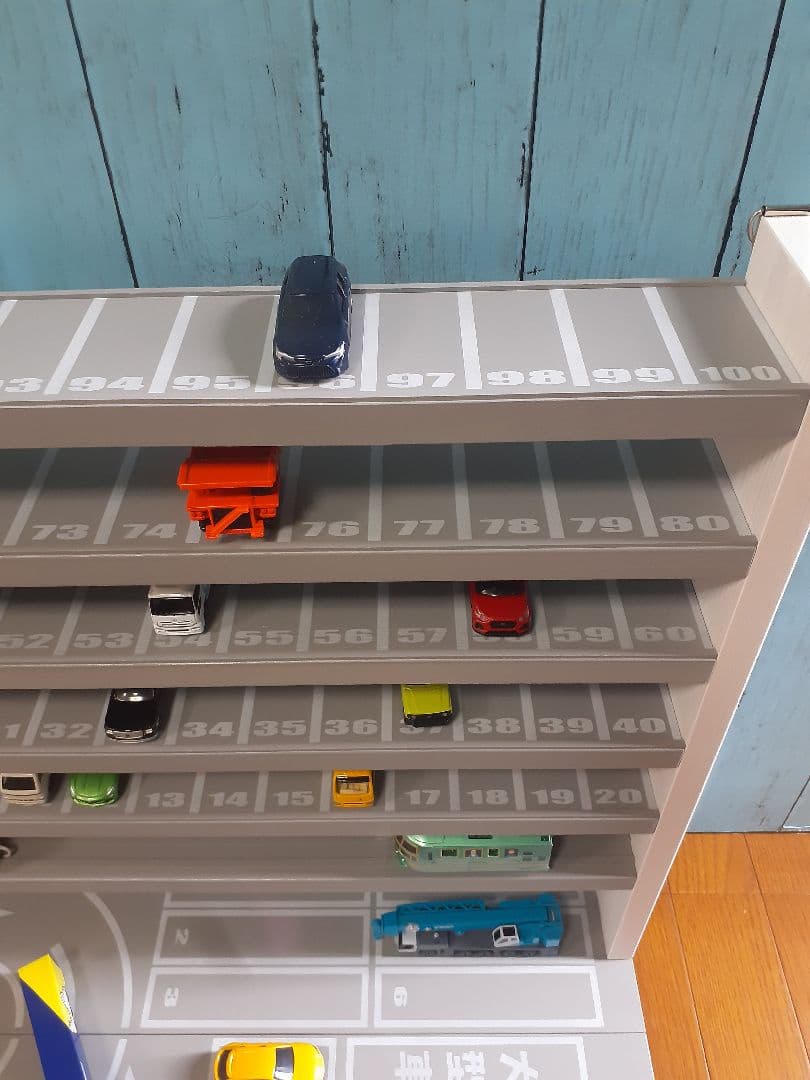 りり【即購入OKです】　6段78センチ巾１枚板プラレール1段金具付属仕様