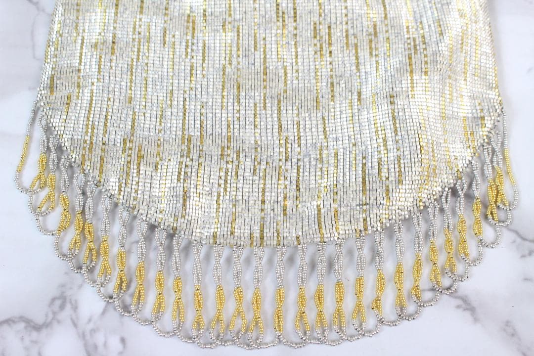 ♡Karat キャラット メタルビーズバック 巾着 ポーチ ゴールド系 ケース付