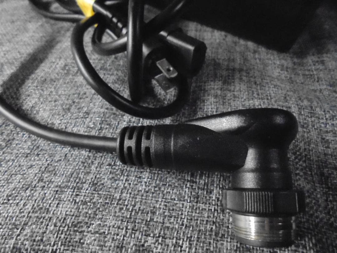 E-VINO 充電器　 B86-H2107-00 56V6A　使用少美品