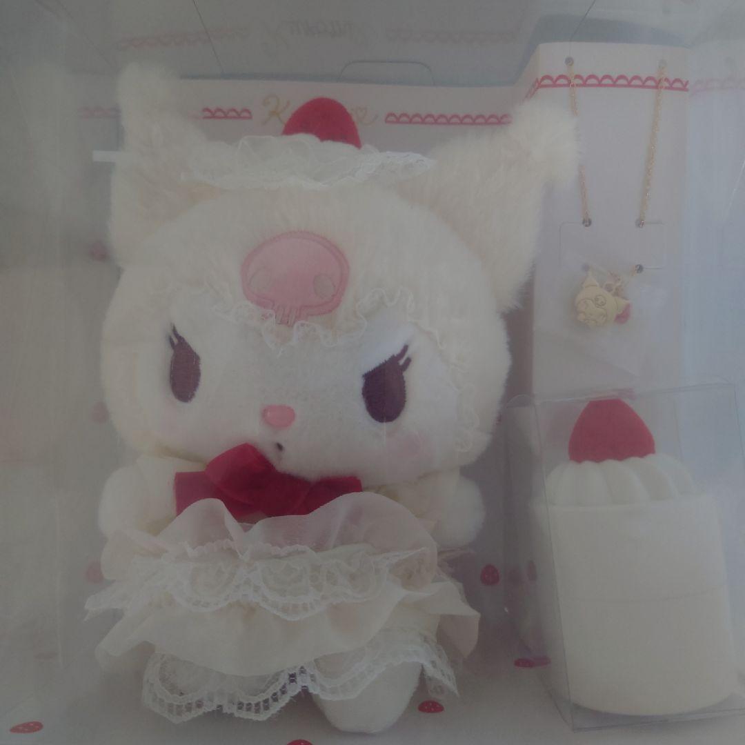 サンリオ　ぬいぐるみ＆ネックレス(ショートケーキ）クロミ