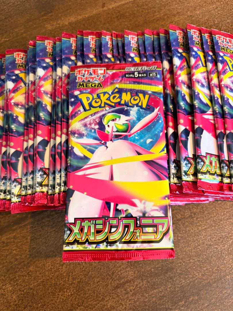 ポケモン メガシンカ トレーディングカード35パックポケモンストア購入そのまま