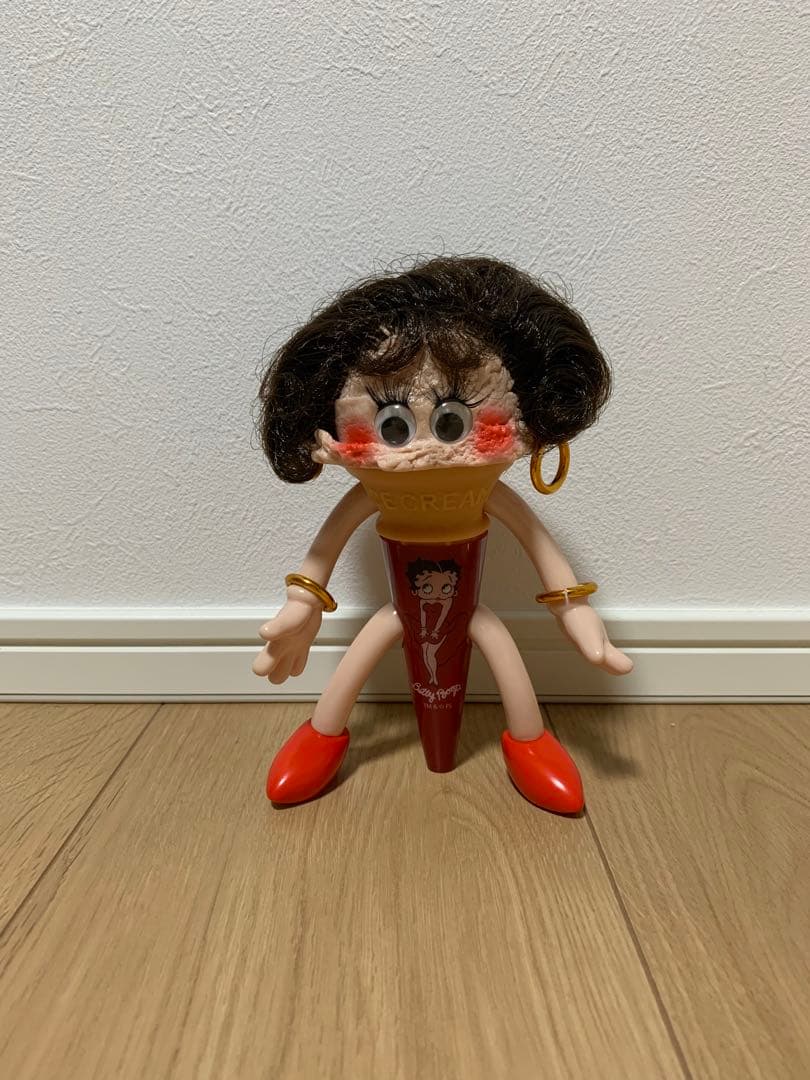 FLAVORS flavors フレーバーズ ベティ アイスクリーム