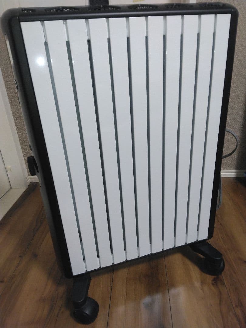 デロンギ　マルチダイナミックヒーターMDHU15-BK