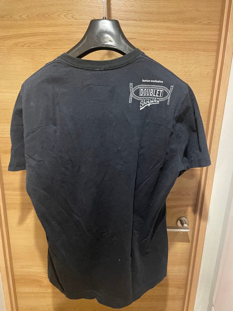 トップス doublet SHINJYUKU THEME PARK T-SHIRT