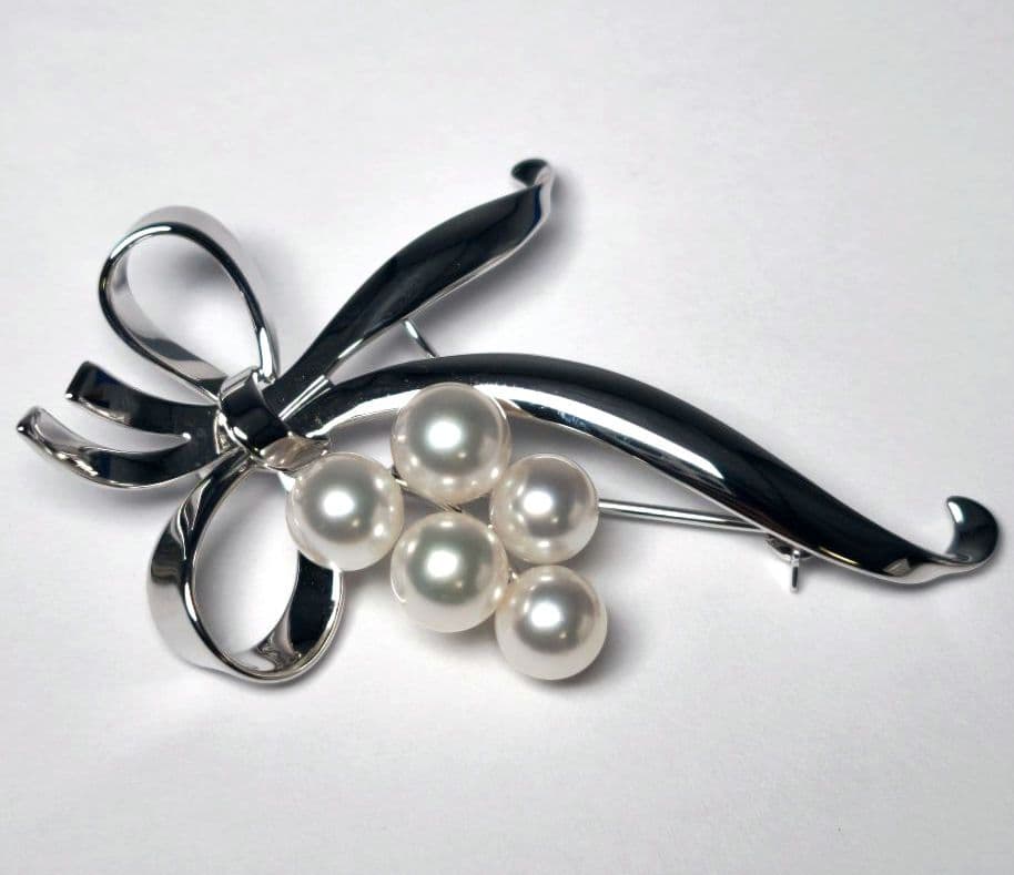 【未使用級 最高級】ミキモト ブローチ パール リボン 愛子様 ご着用 箱付き