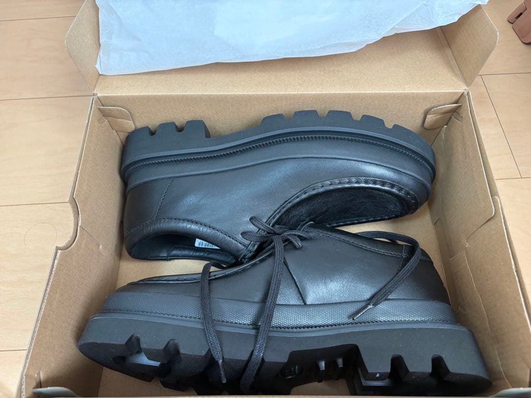 Clarksクラークス / バデルシーム（ブラック/ブラック）