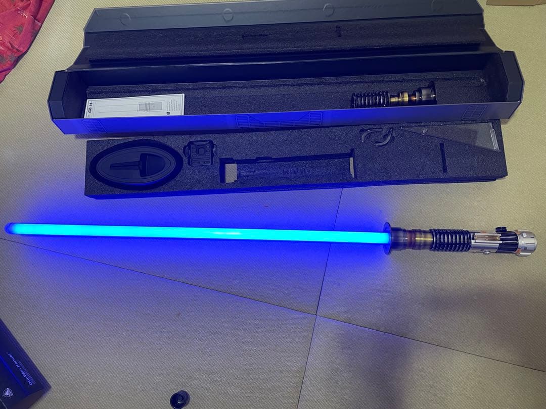 STAR WARS GALAXY'S EDGE ライトセーバー　オビワン