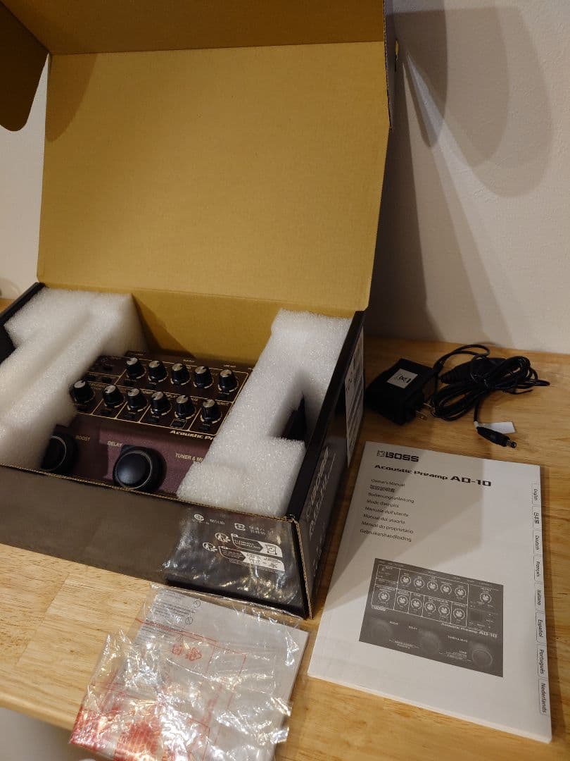 【未使用に近い】 BOSS AD-10 acoustic preamp
