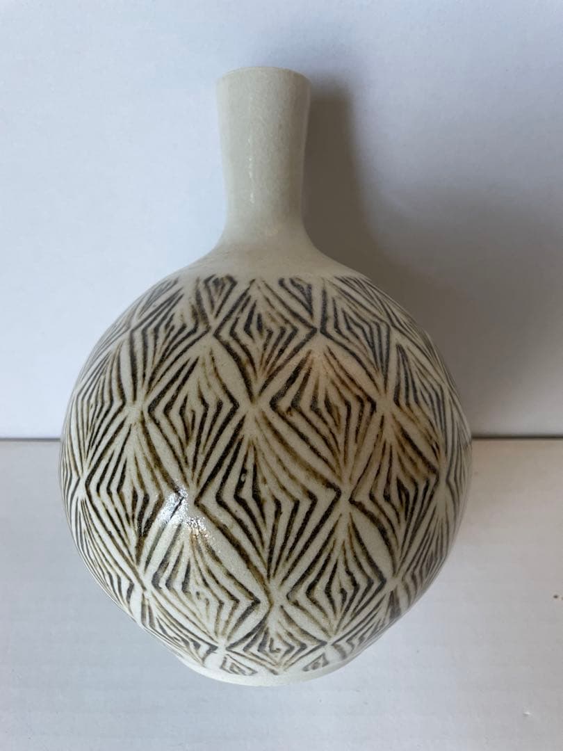 加藤唐三郎　鉄象嵌花入