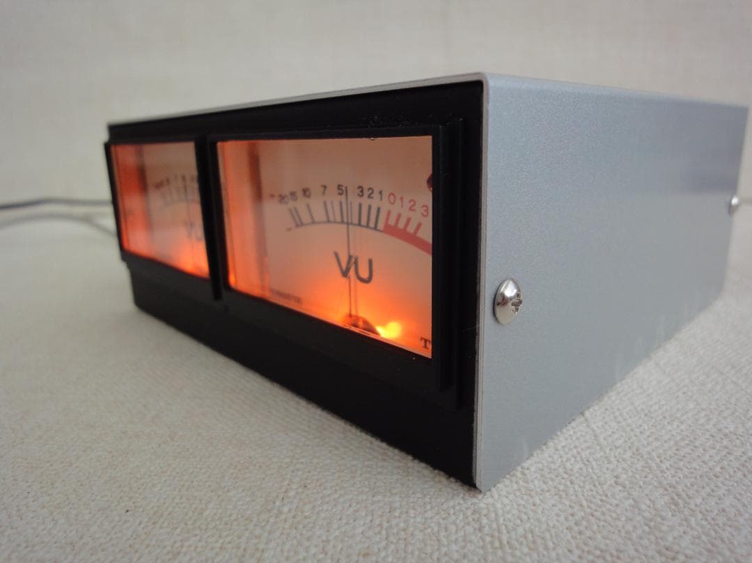 自作ステレオVUメーター214号機(TEACピーク表示機能LED付)