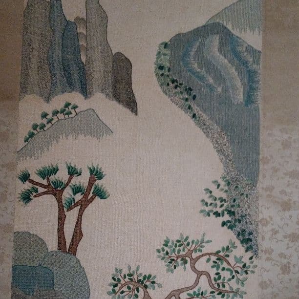 掛け軸　戸塚刺繍