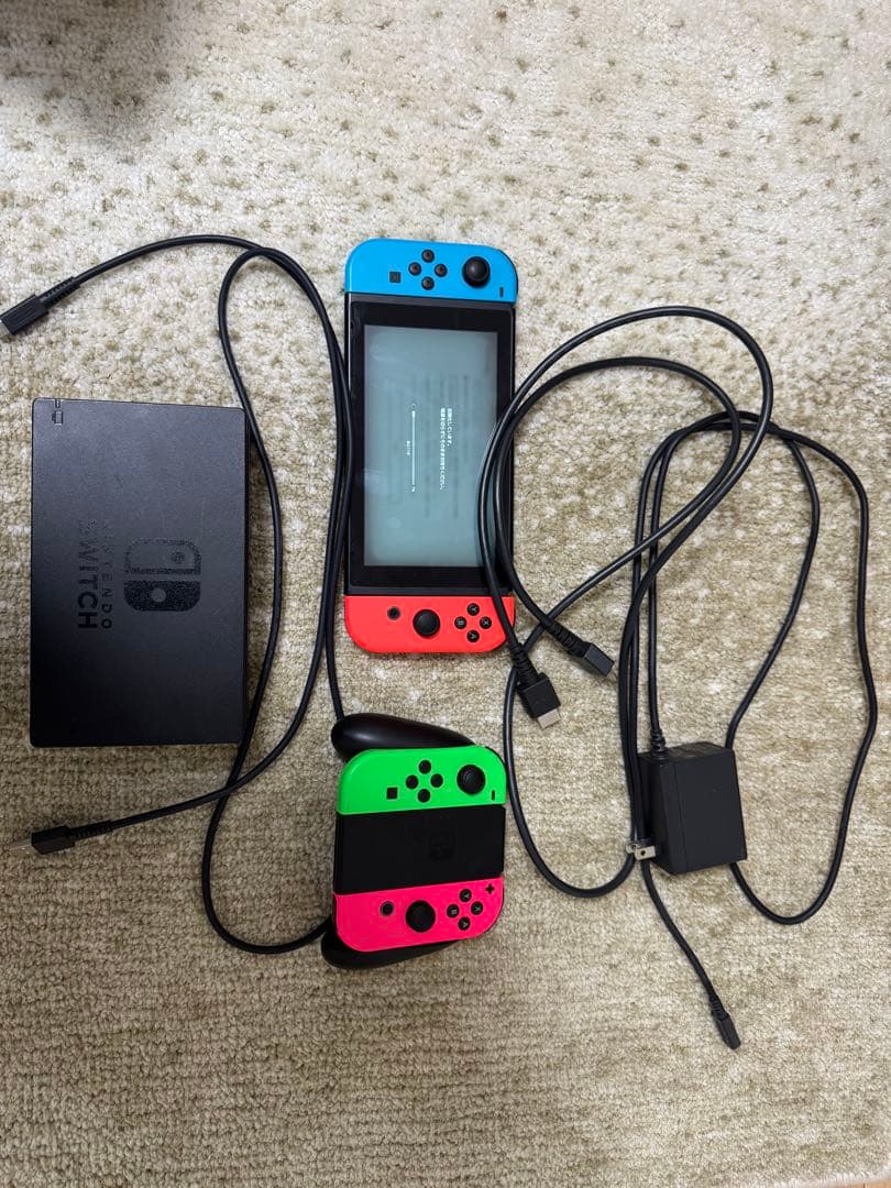 Nintendo Switch 本体 青/赤/ピンク/緑Joy-Con