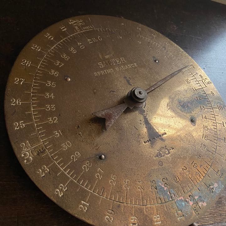 イギリスアンティーク　ハンギングスケール　真鍮製　SALTER社　ブロカント