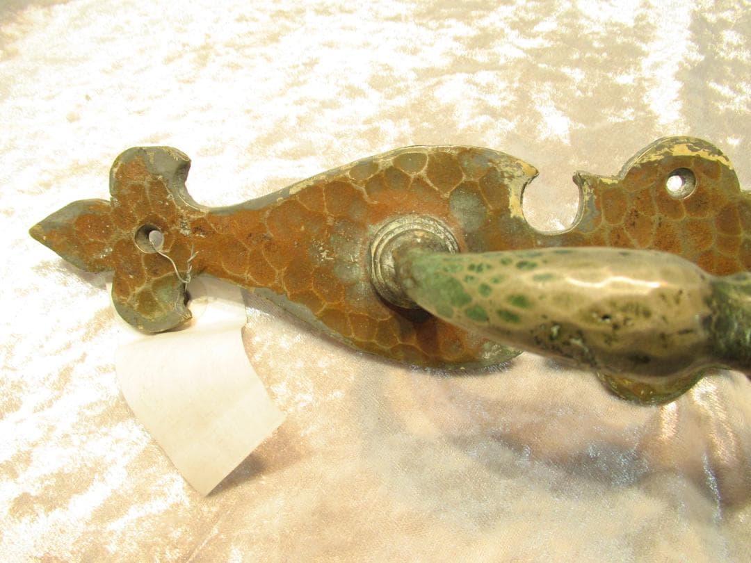 ドアノブ　真鍮