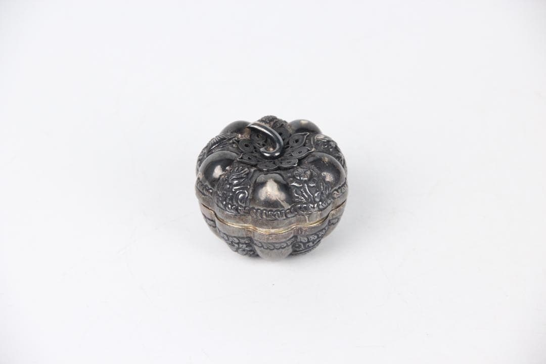 瓜形香合　龍鳳文　Silver925　落款　銀 重さ57.3g Eo15-1