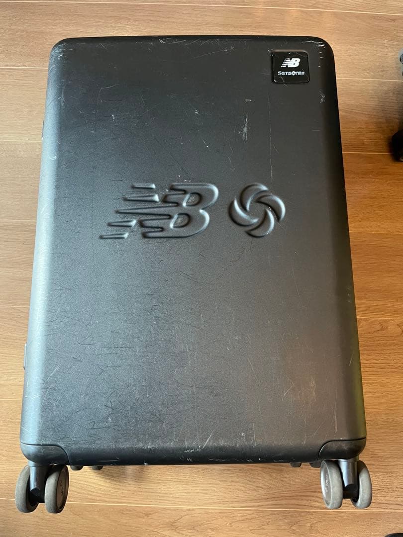 ニューバランス x サムソナイト キャリーケース シューズボックス セット