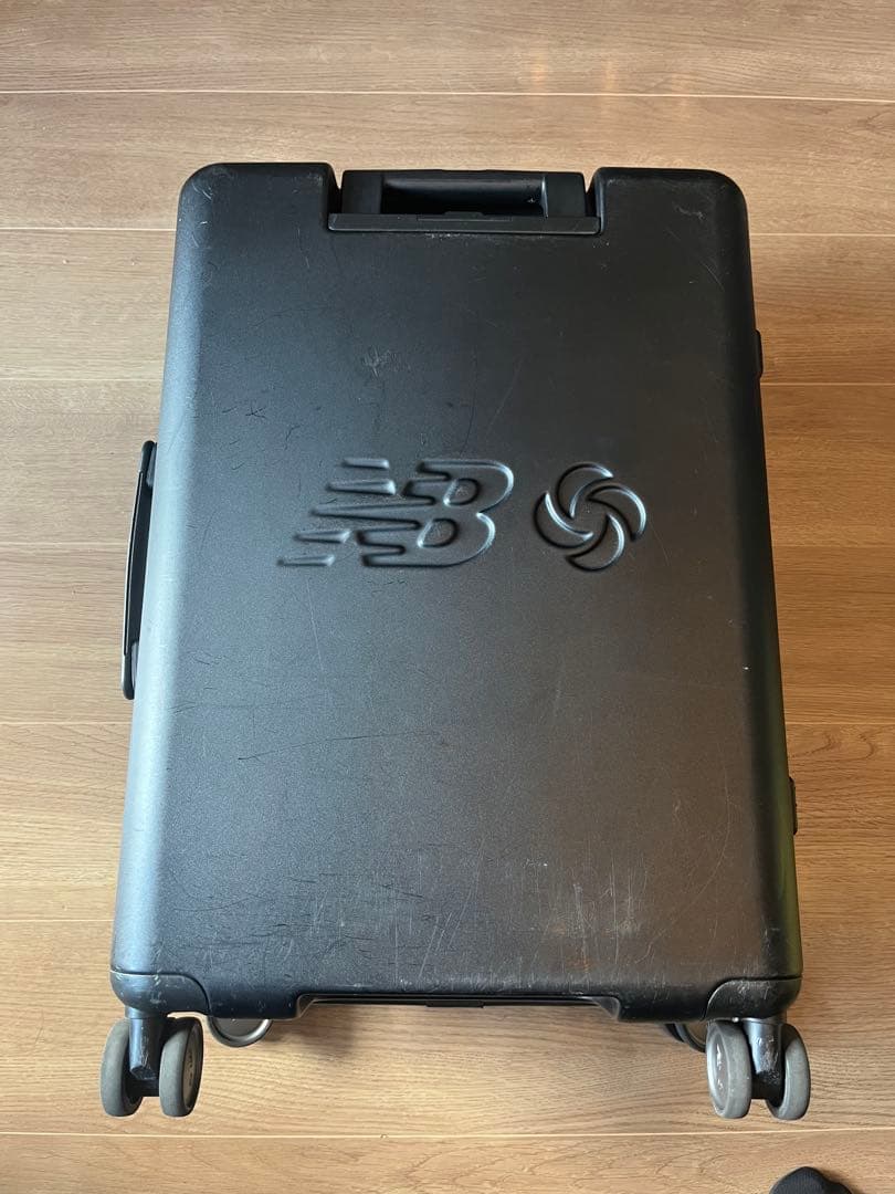 ニューバランス x サムソナイト キャリーケース シューズボックス セット