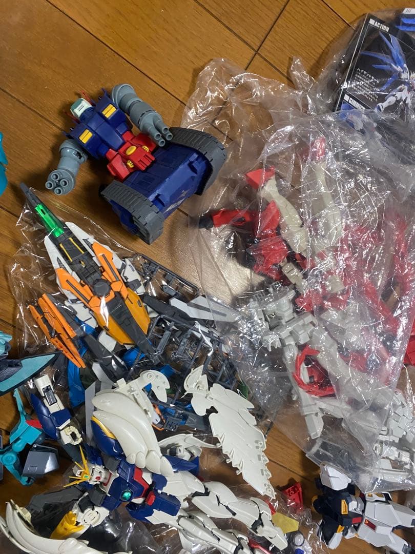 ガンプラ　hg mg 大量　まとめ売り　フィギュア　エヴァなど　武器パーツ