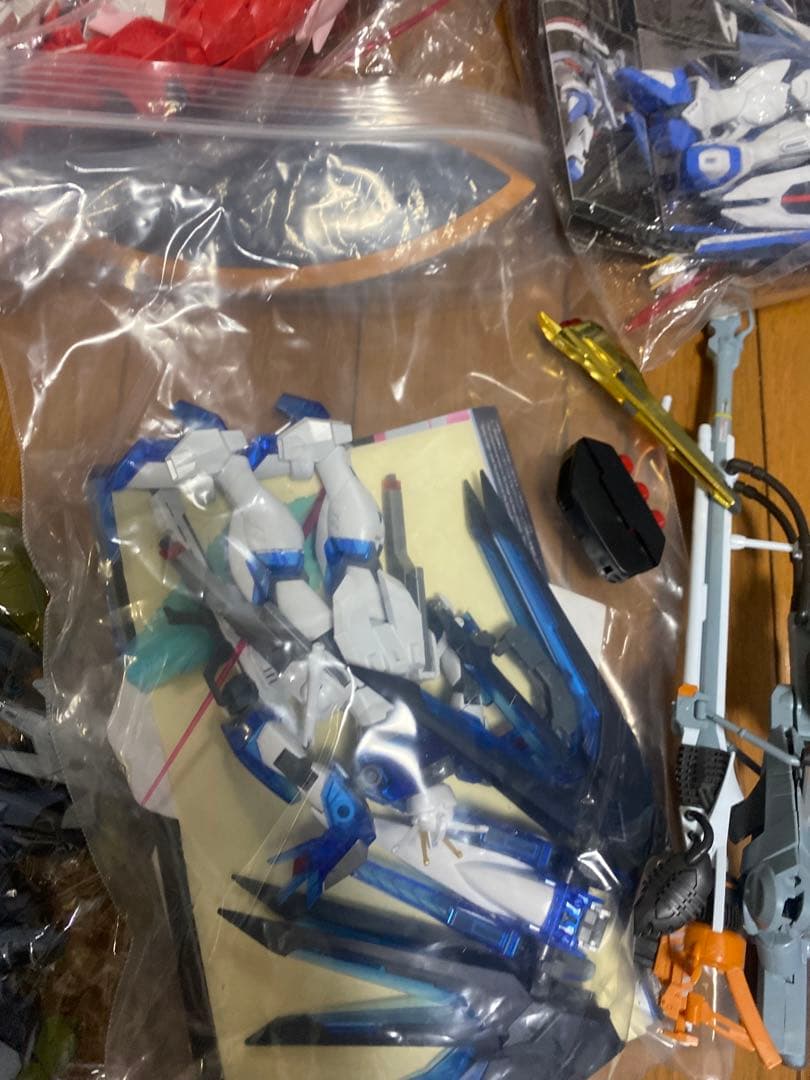 ガンプラ　hg mg 大量　まとめ売り　フィギュア　エヴァなど　武器パーツ