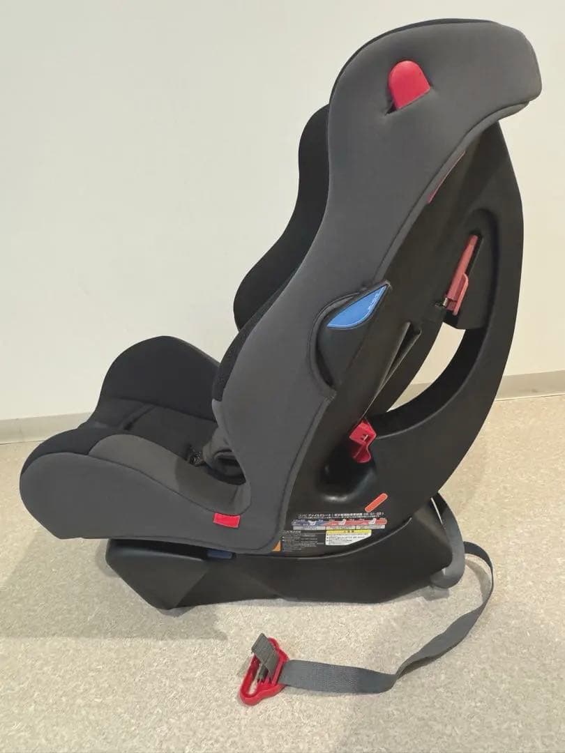 Combi コンビ チャイルドシート ウィーゴロング HI