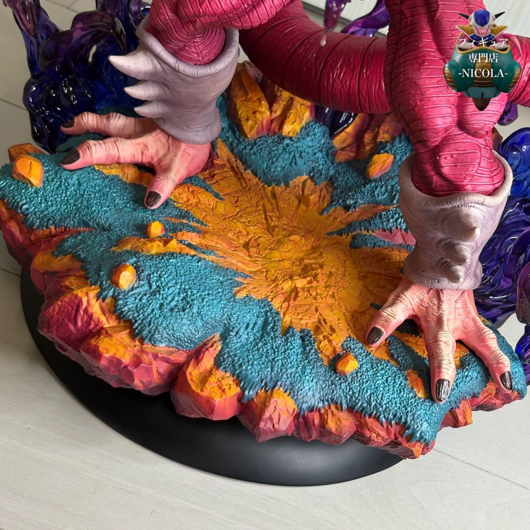 White hole Studio ホワイトホールスタジオ フリーザ 最終形態