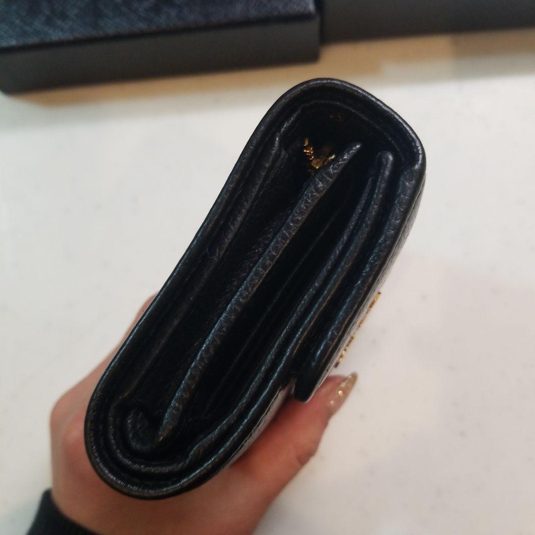 PRADA 三つ折り財布 ダイノレザー