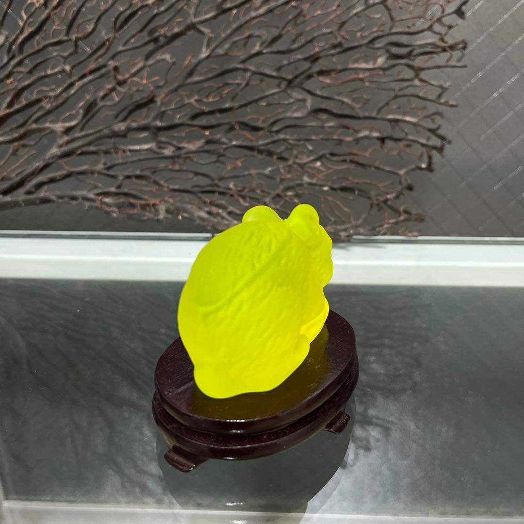 骨董　時代ガラス　磨りガラス　プレスガラス　兎　フィギュリン　文鎮　ウランガラス