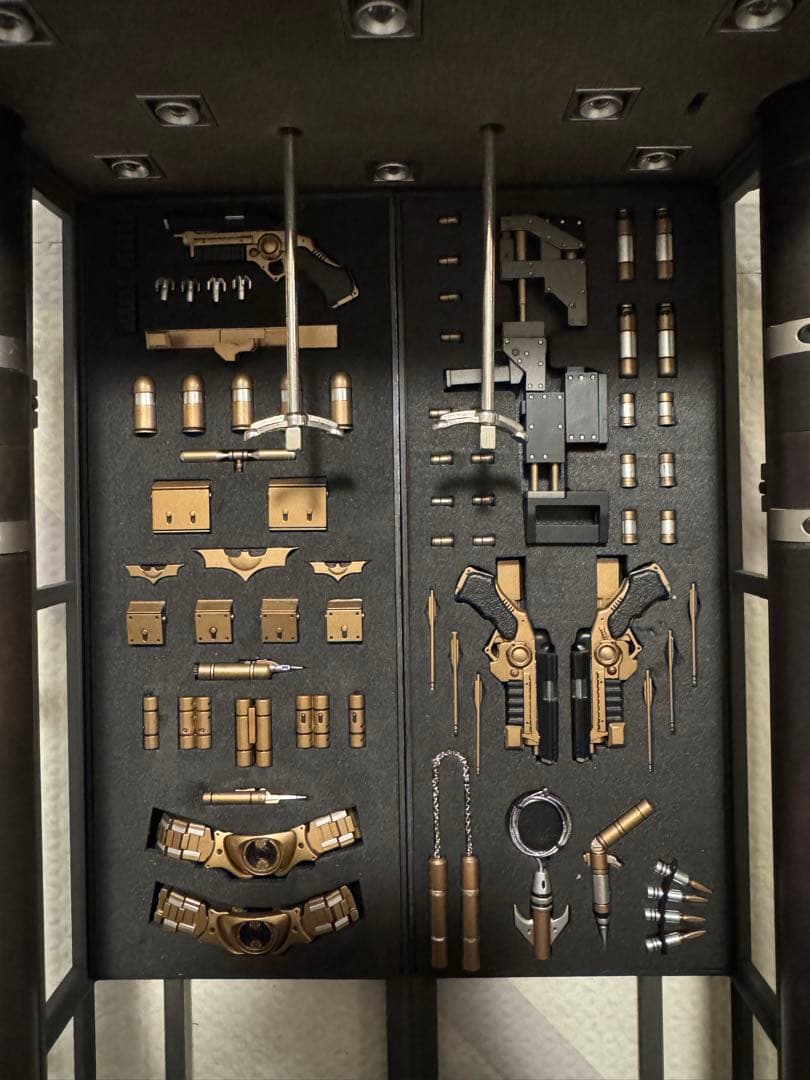 ホットトイズ ダークナイト 格納庫 ブルースウェイン付き トイサピエンス限定