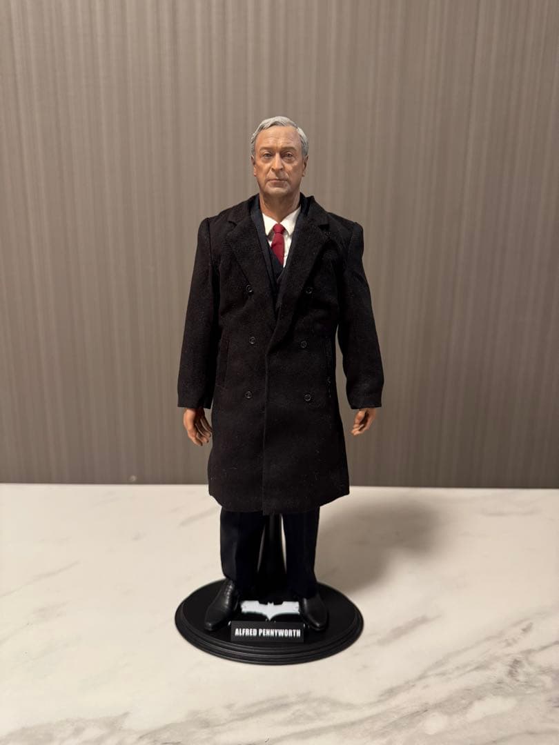 ホットトイズ ダークナイト 格納庫 ブルースウェイン付き トイサピエンス限定