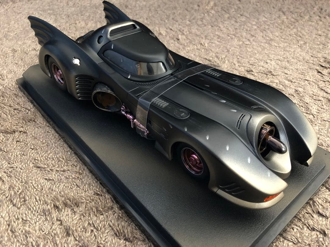 ★極美品・希少★バットモービル 1989版 バトルダメージver ホットウィール