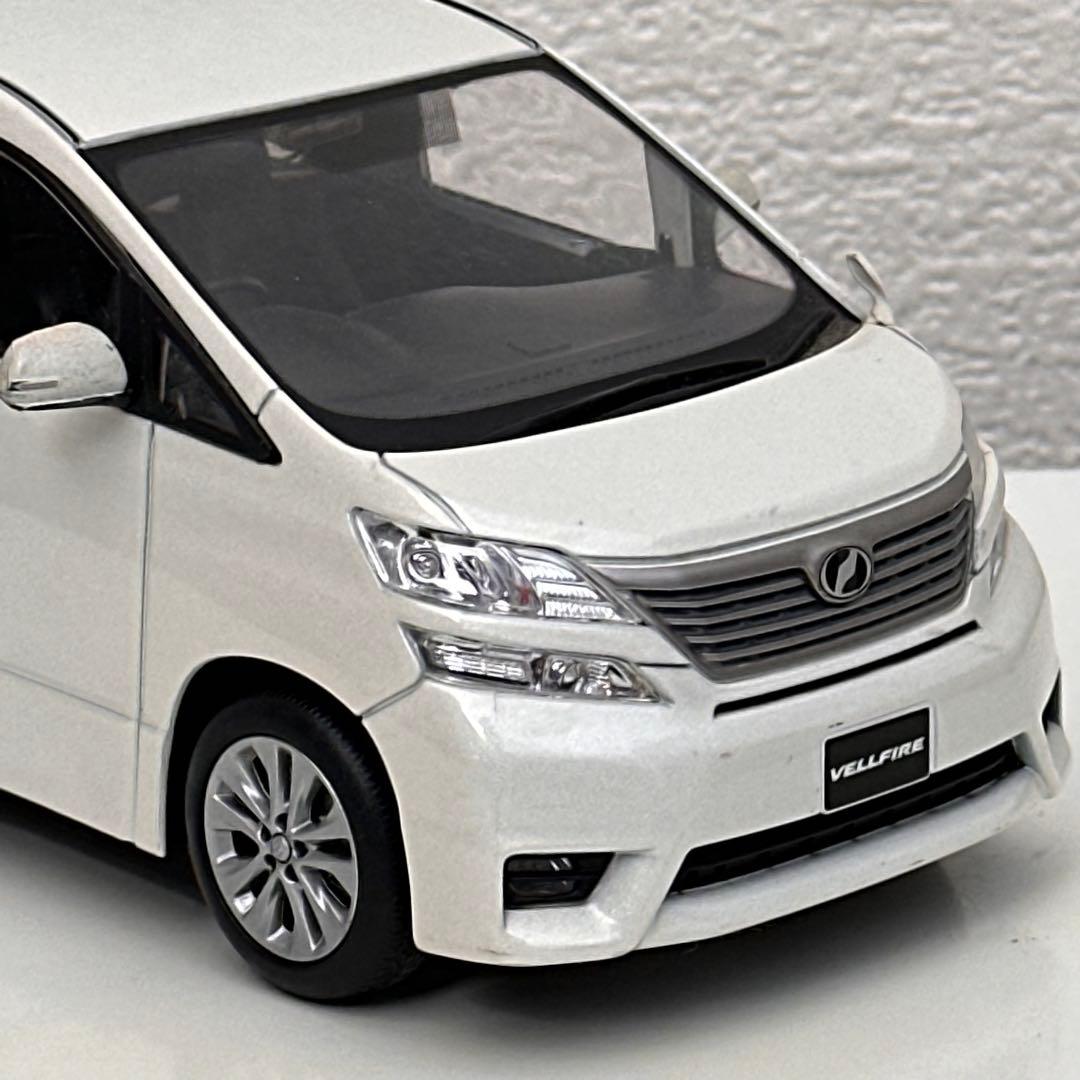 VELLFIRE ホワイト ミニカー